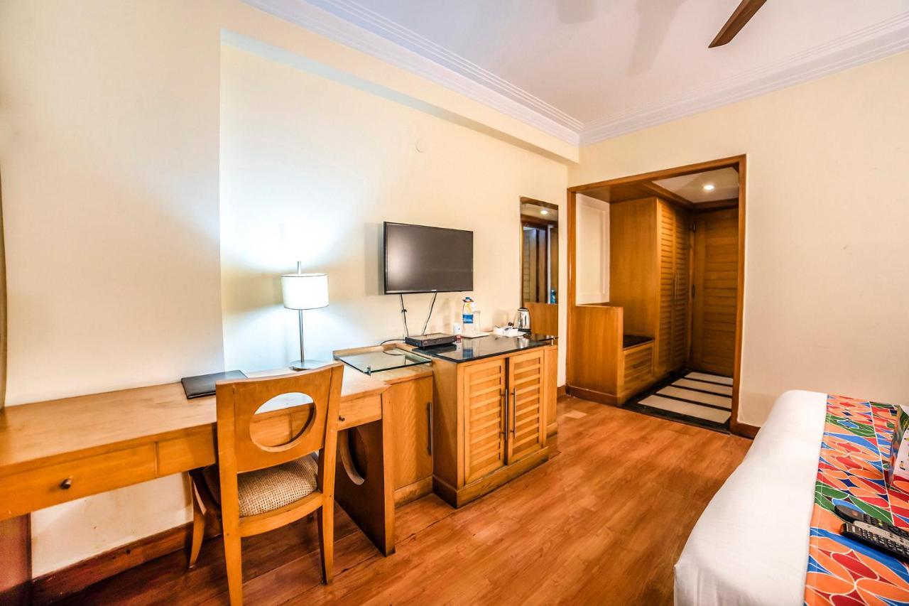 Fabhotel Bmk Grand Nuova Delhi Esterno foto
