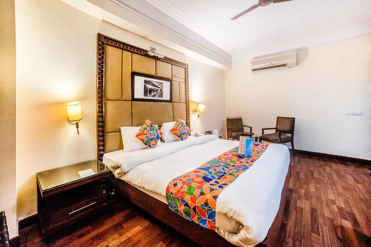 Fabhotel Bmk Grand Nuova Delhi Esterno foto