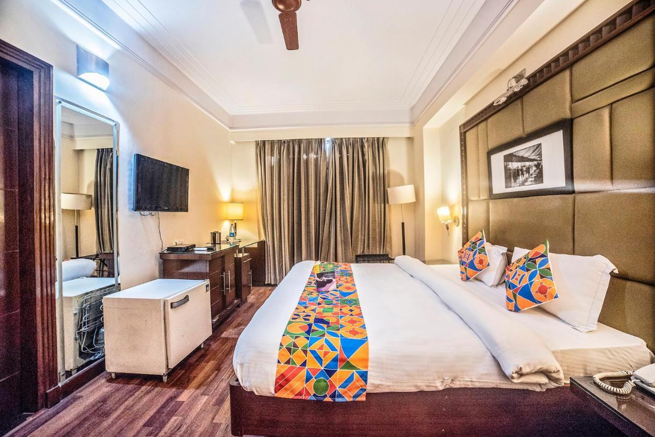 Fabhotel Bmk Grand Nuova Delhi Esterno foto